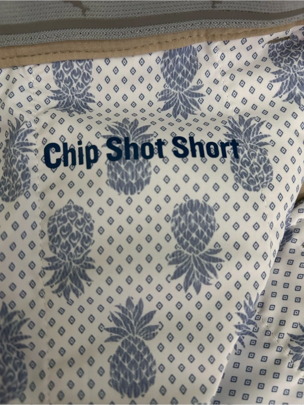 Tommy Bahama Chip Shot 10 Inch Short IslandZone UPF 30 Stone Khaki Size 42 NWT
